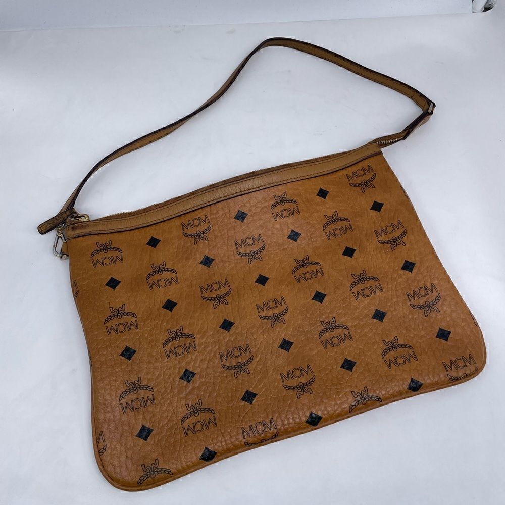 MCM authentic Cognac visetos zip Pouch entrupy COA